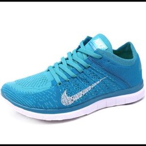 Women’s Nike free 4.0 size 8